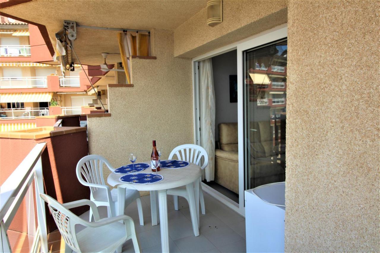 Apartmán Global Immo 2056 Rocmar Roses Exteriér fotografie